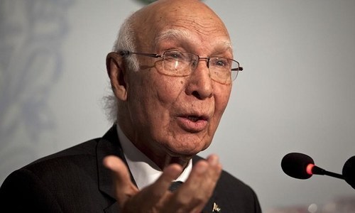 pakistanhasnoplanstoextradite‘indianspy’kulbhushanjadhav:sartajaziz